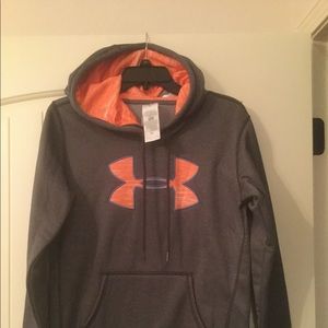 Under Armour hoodie